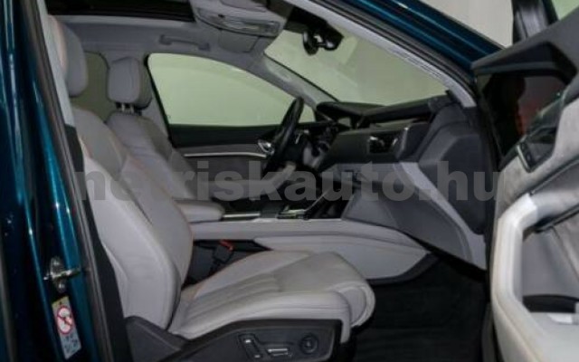 AUDI e-tron személygépkocsi - cm3 Kizárólag elektromos 117165 2/7