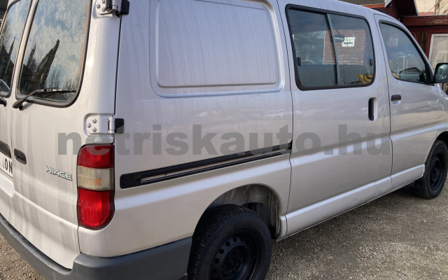 TOYOTA Hi-Ace 2.4 D Panel Van tehergépkocsi 3,5t össztömegig - 2446cm3 Diesel 121356 3/10