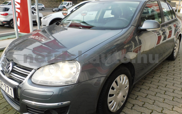 VW Jetta 1.9 PD TDI Trendline személygépkocsi - 1896cm3 Diesel 120458 4/12