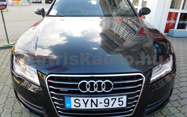 AUDI A7 3.0 V6 TDI DPF multitronic [5sz] személygépkocsi - 2967cm3 Diesel 120223 11/12