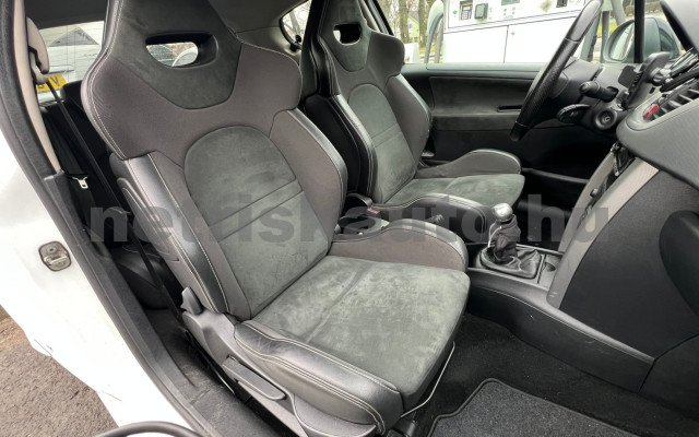 PEUGEOT 207 1.6 16V RC személygépkocsi - 1598cm3 Benzin 121535 6/8