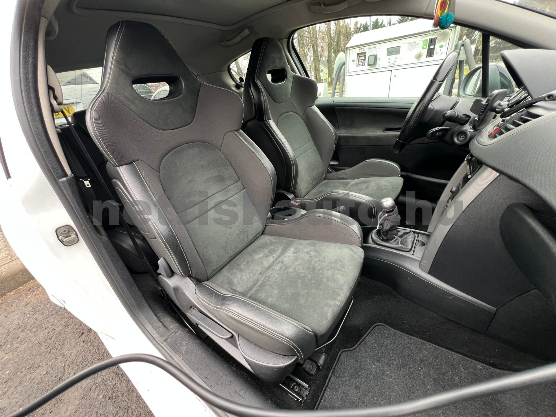 PEUGEOT 207 1.6 16V RC személygépkocsi - 1598cm3 Benzin 121535 6/8