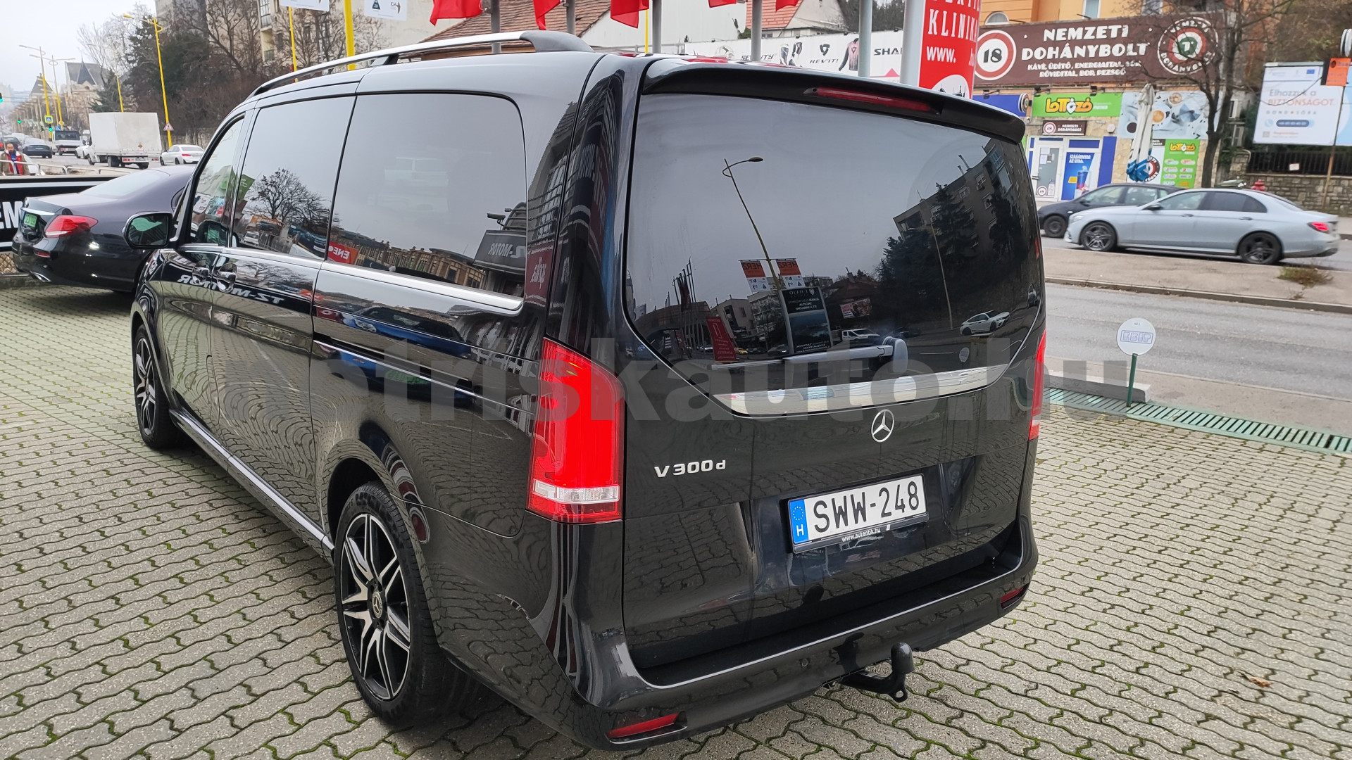 MERCEDES-BENZ V-osztály V 300 BlueTEC/d K Aut. 7sz tehergépkocsi 3,5t össztömegig - 1950cm3 Diesel 121354 2/12