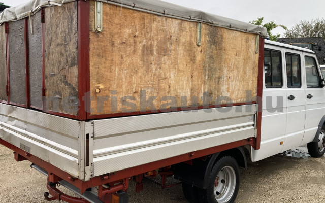 IVECO 35 35-10 C Classic tehergépkocsi 3,5t össztömegig - 2800cm3 Diesel 119874 3/9