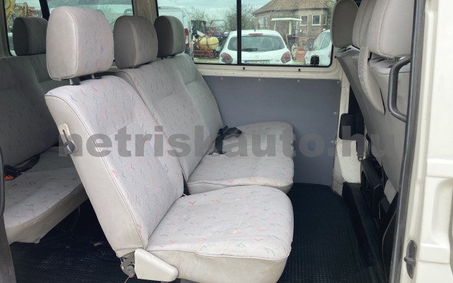 VW TRANSPORTER T4 2.5 7DB 1T2 9FŐS BUSZ,MAGYAR,MEGKÍMÉLT ÁLLAPOT,GYORSAN ELVIHETŐ személygépkocsi - 2461cm3 Diesel 121132 8/10