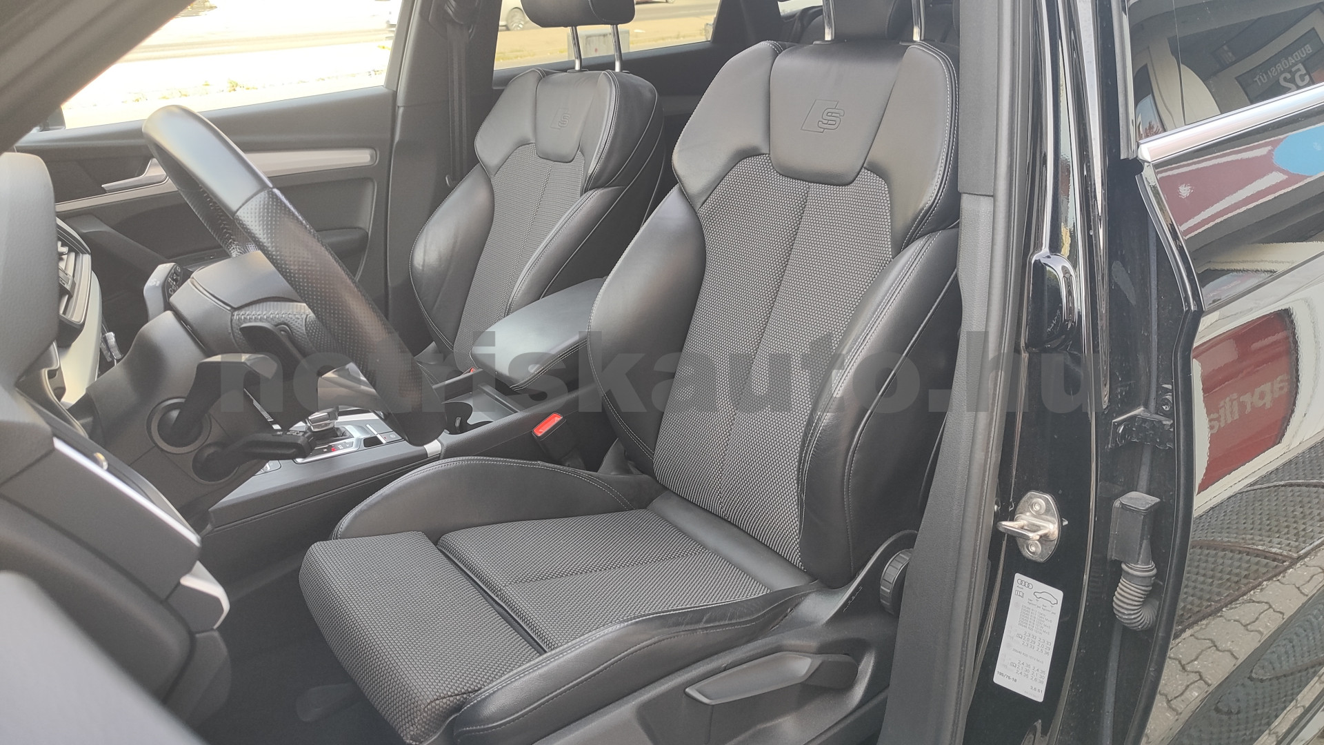 AUDI Q5 40 TDI Sport quattro S-tronic személygépkocsi - 1968cm3 Diesel 121548 5/12