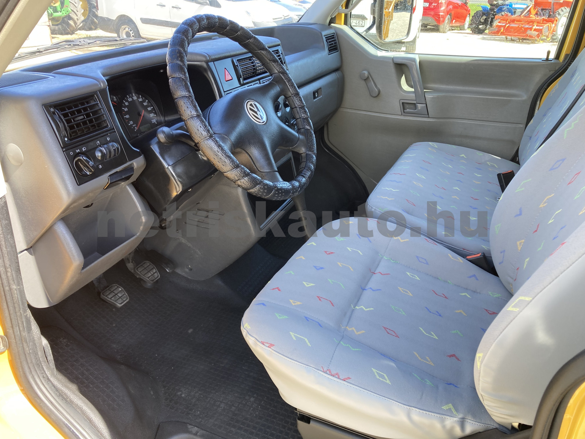 VW Transporter 2.4 7DM 1Z2 F tehergépkocsi 3,5t össztömegig - 2370cm3 Diesel 121500 7/9