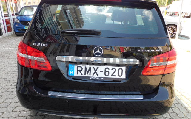MERCEDES-BENZ B-osztály B 200 7G-DCT személygépkocsi - 1991cm3 Benzin 121197 4/12