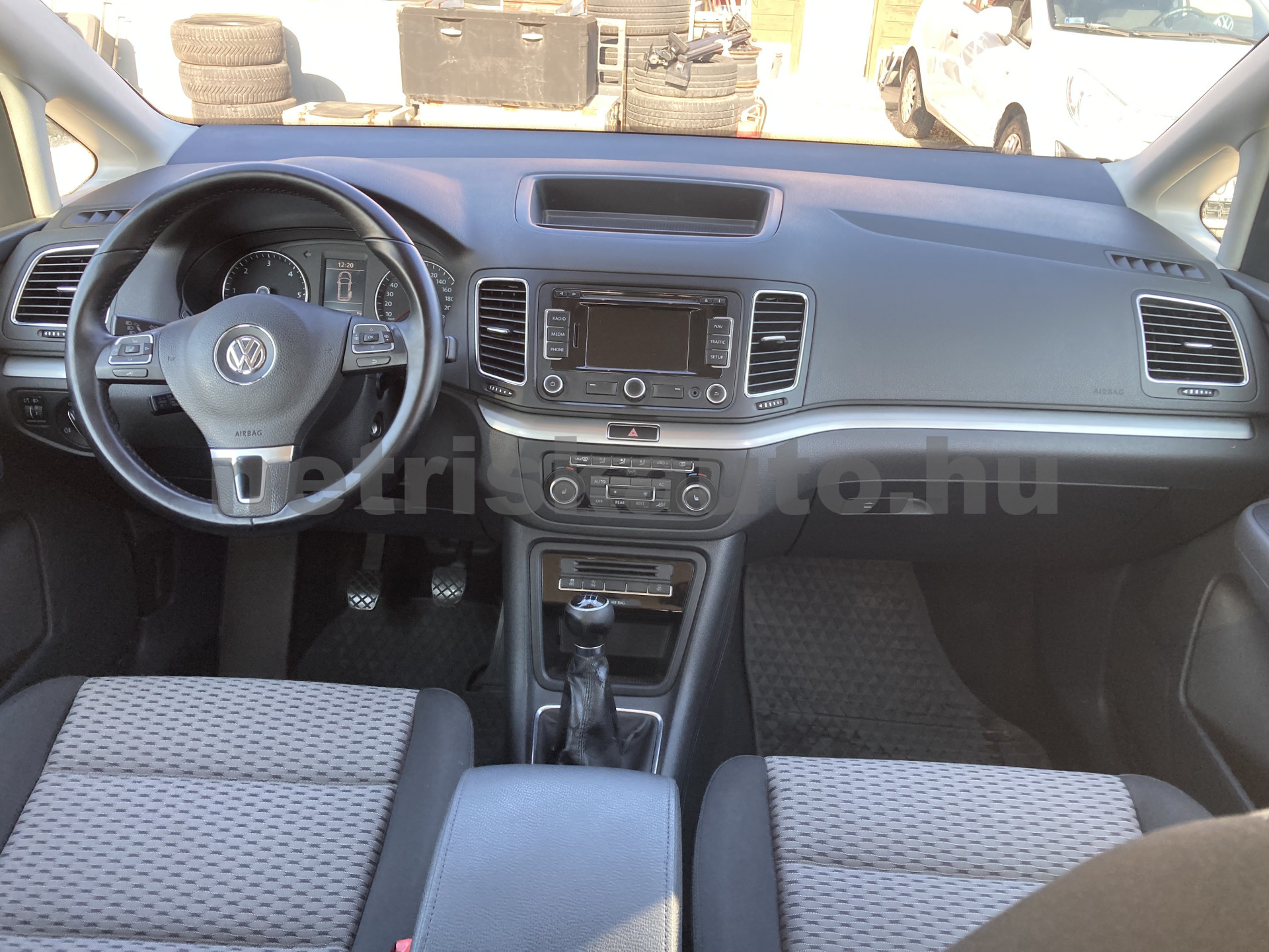 VW Sharan 2.0 CR TDI Trendline személygépkocsi - 1968cm3 Diesel 121254 7/11