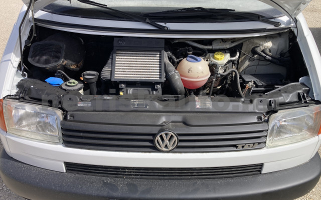 VW Transporter 2.5 7DE 1K2 F tehergépkocsi 3,5t össztömegig - 2461cm3 Diesel 121556 6/8