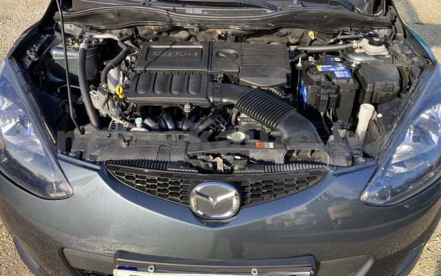 MAZDA Mazda 2 1.3i TE Plus személygépkocsi - 1349cm3 Benzin 120500 6/10