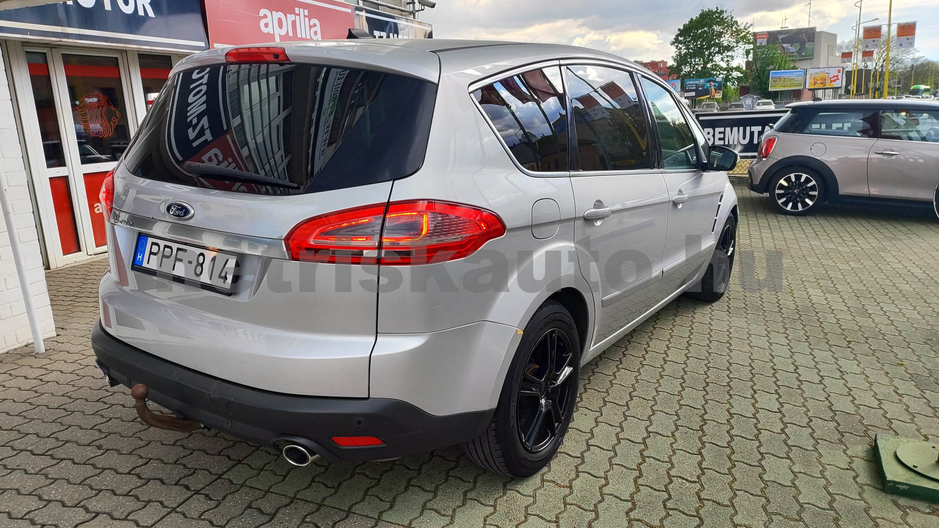 FORD S-Max 2.2 TDCi Titanium Aut. személygépkocsi - 2179cm3 Diesel 121451 12/12