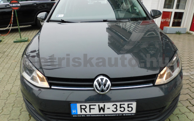 VW Golf 1.6 TDI BMT Trendline DSG személygépkocsi - 1598cm3 Diesel 120441 11/12
