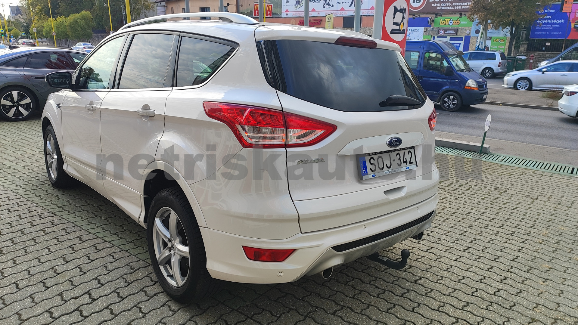 FORD Kuga 2.0 TDCi Titanium Powershift személygépkocsi - 1997cm3 Diesel 121297 11/12