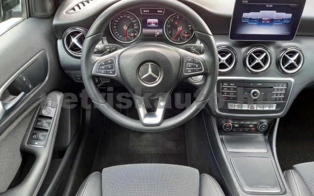 MERCEDES-BENZ A 160 7G-DCT személygépkocsi - 1595cm3 Benzin 120346 10/42