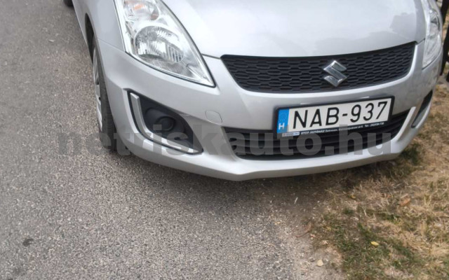 SUZUKI Swift 1.2 GL LED AC ESP személygépkocsi - 1242cm3 Benzin 121564 8/12