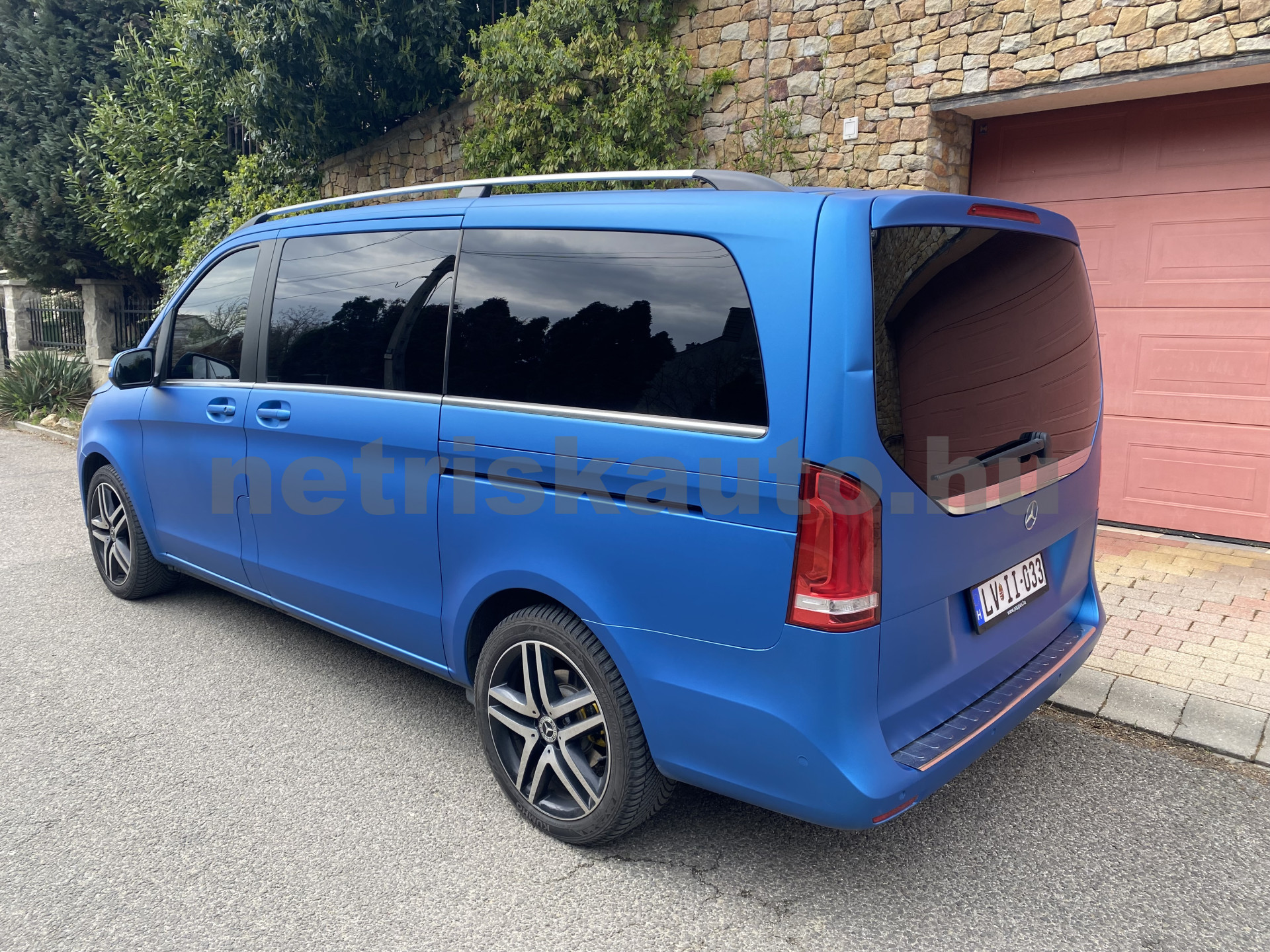 MERCEDES-BENZ V-osztály V 220 d K 4Matic Aut. tehergépkocsi 3,5t össztömegig - 2143cm3 Diesel 121433 2/12