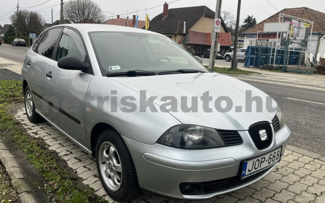 SEAT Ibiza 1.4 16V Reference személygépkocsi - 1390cm3 Benzin 121344 3/12