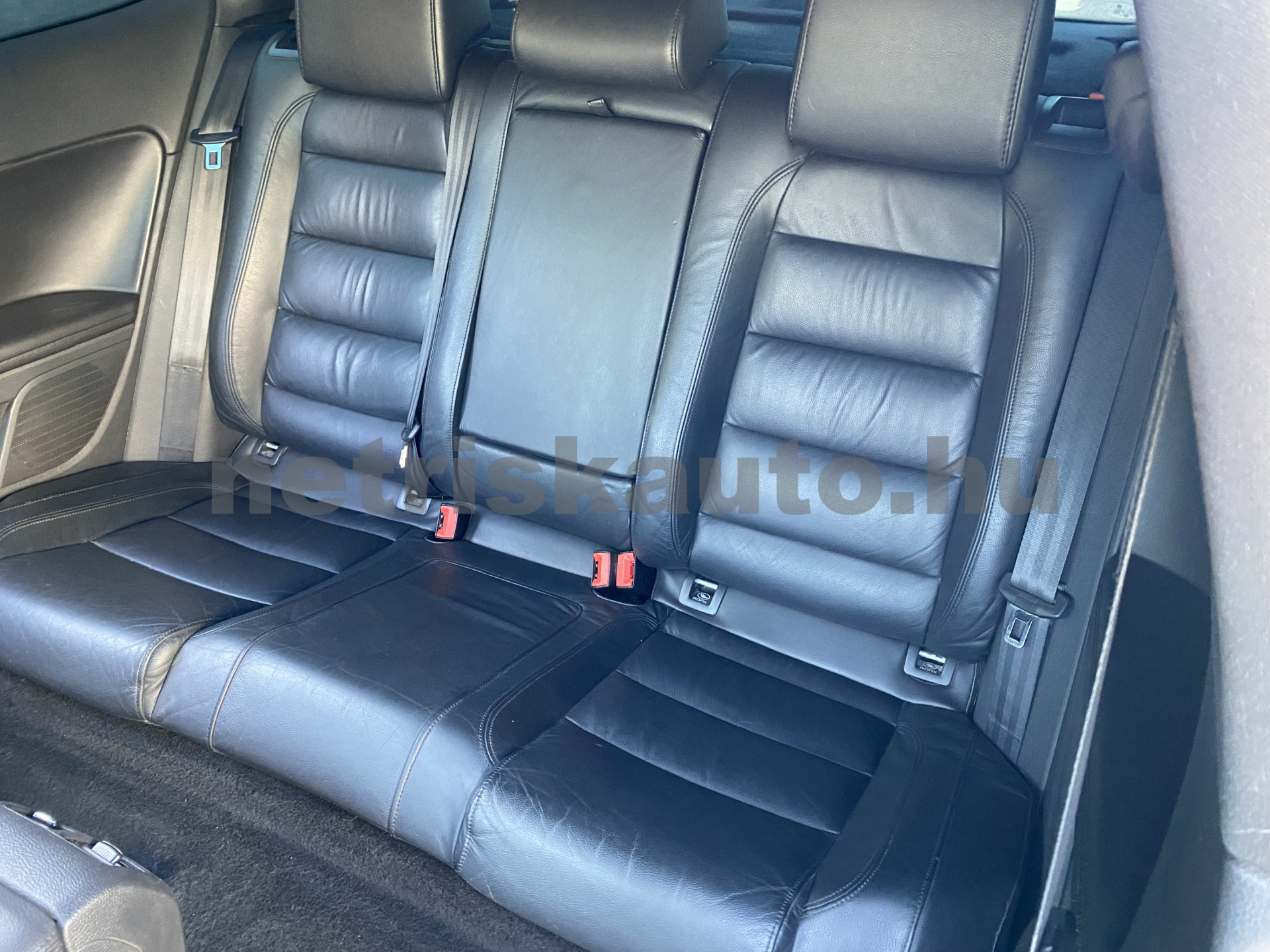 VW Golf 2.0 TSI GTI személygépkocsi - 1984cm3 Benzin 121577 9/12