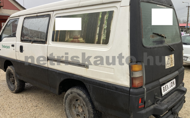 MITSUBISHI L 300 2.5 TD K 4WD Long tehergépkocsi 3,5t össztömegig - 2477cm3 Diesel 120014 4/8