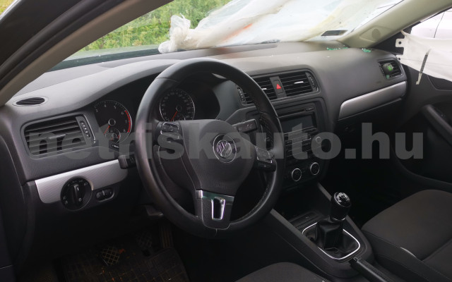 VW Jetta 1.2 TSI Comfortline személygépkocsi - 1197cm3 Benzin 120415 6/7