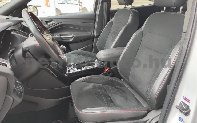 FORD Kuga 2.0 TDCi ST-Line AWD személygépkocsi - 1997cm3 Diesel 121421 5/12
