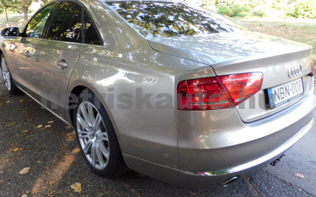 AUDI A8 4.2 V8 TDI DPF quattro tiptronic személygépkocsi - 4134cm3 Diesel 120400 2/12