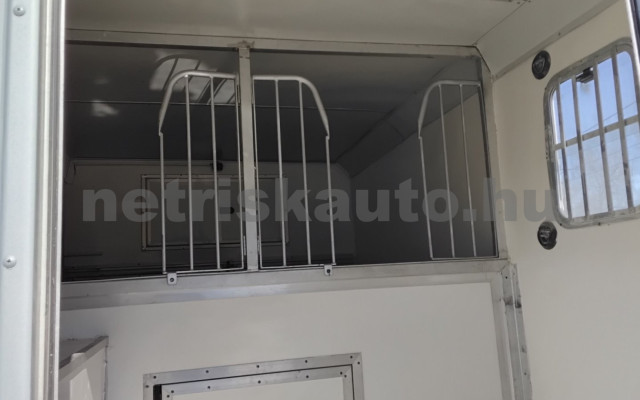 RENAULT Master 2.5 dCi L3H1 tehergépkocsi 3,5t össztömegig - 2463cm3 Diesel 121167 4/9