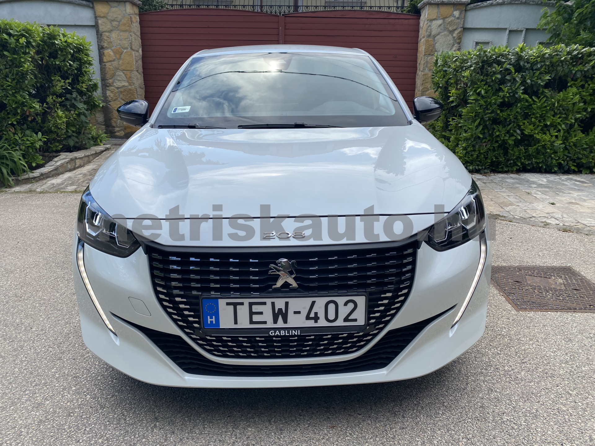 PEUGEOT 208 1.2 PureTech Allure EAT8 személygépkocsi - 1199cm3 Benzin 121484 3/12