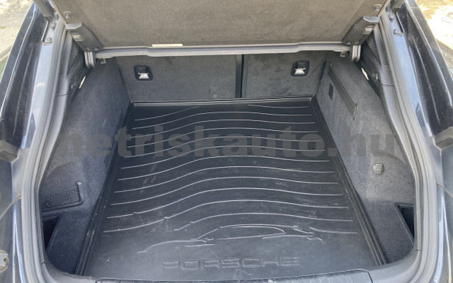 PORSCHE Taycan Taycan 4 Cross Turismo személygépkocsi - cm3 Kizárólag elektromos 121572 12/12
