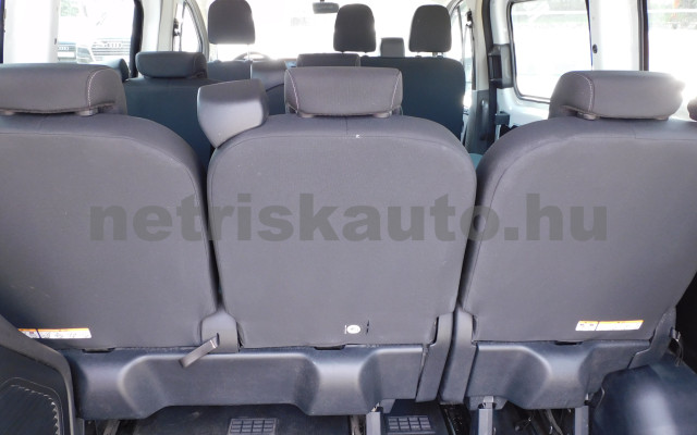 FORD Transit Custom 2.0 TDCi Tourneo 320 L1H1 Trend A.9 tehergépkocsi 3,5t össztömegig - 1995cm3 Diesel 121120 11/12