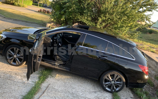 MERCEDES-BENZ CLA-osztály CLA 220 CDI/d Urban 7G-DCT személygépkocsi - 2143cm3 Diesel 120151 3/12