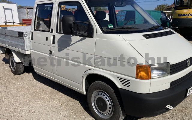 VW Transporter 1.9 7DM 1H2 F tehergépkocsi 3,5t össztömegig - 1896cm3 Diesel 120421 2/9