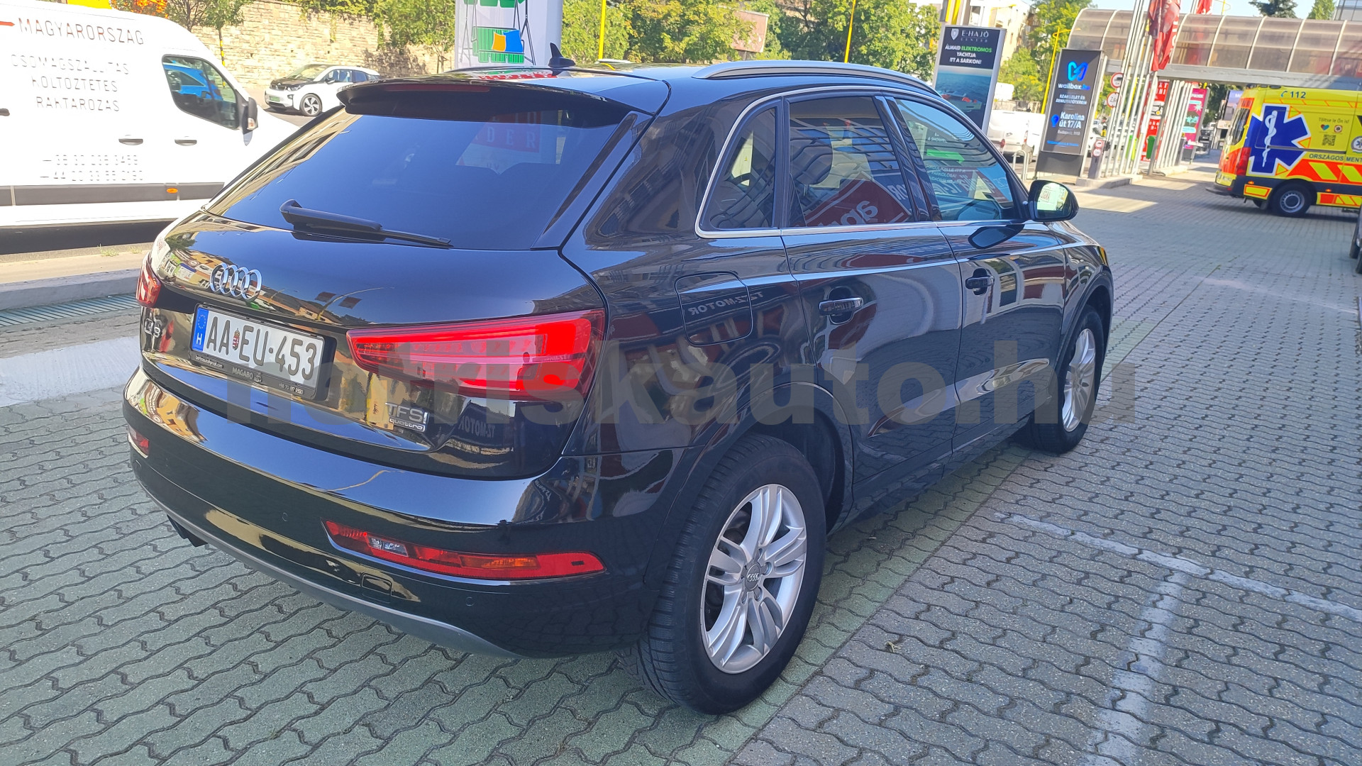 AUDI Q3 2.0 TFSi Sport quattro S-tronic személygépkocsi - 1984cm3 Benzin 121521 11/11