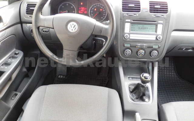VW Jetta 1.9 PD TDI Trendline személygépkocsi - 1896cm3 Diesel 120458 7/12