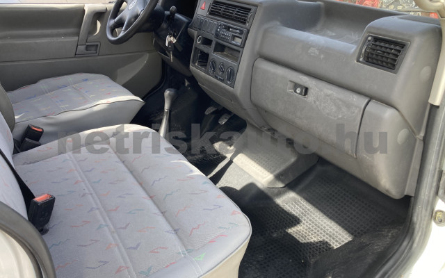 VW Transporter 2.5 7DE 1K2 F tehergépkocsi 3,5t össztömegig - 2461cm3 Diesel 121556 8/8