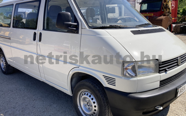 VW TRANSPORTER T4 2.5 7DB 1T2 HOSSZÚ 9 FŐS BUSZ,MAGYAR,GYORSAN ELVIHETŐ személygépkocsi - 2459cm3 Diesel 121542 2/10