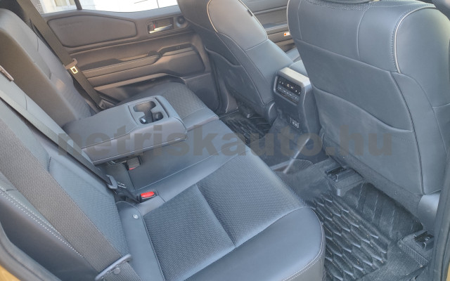 TOYOTA Land Cruiser 2.8 D-4D First Edition Aut. [7sz] személygépkocsi - 2754cm3 Diesel 121601 10/12