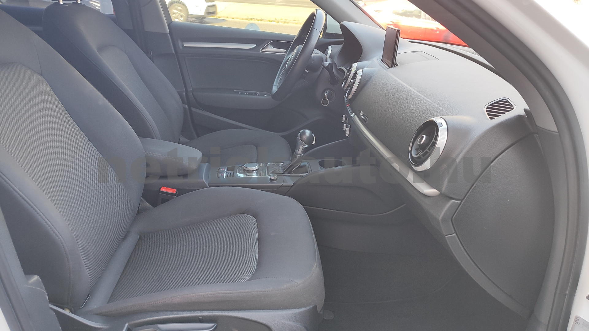 AUDI A3 30 TDI Design személygépkocsi - 1598cm3 Diesel 121512 8/12