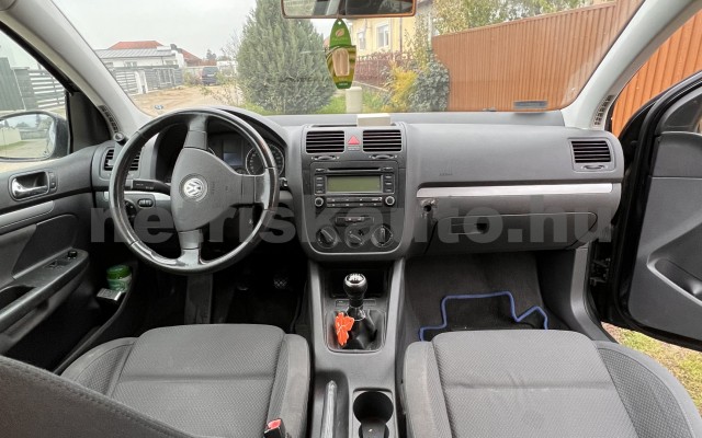 VW Golf 1.6 FSI Trendline személygépkocsi - 1598cm3 Benzin 119839 7/10
