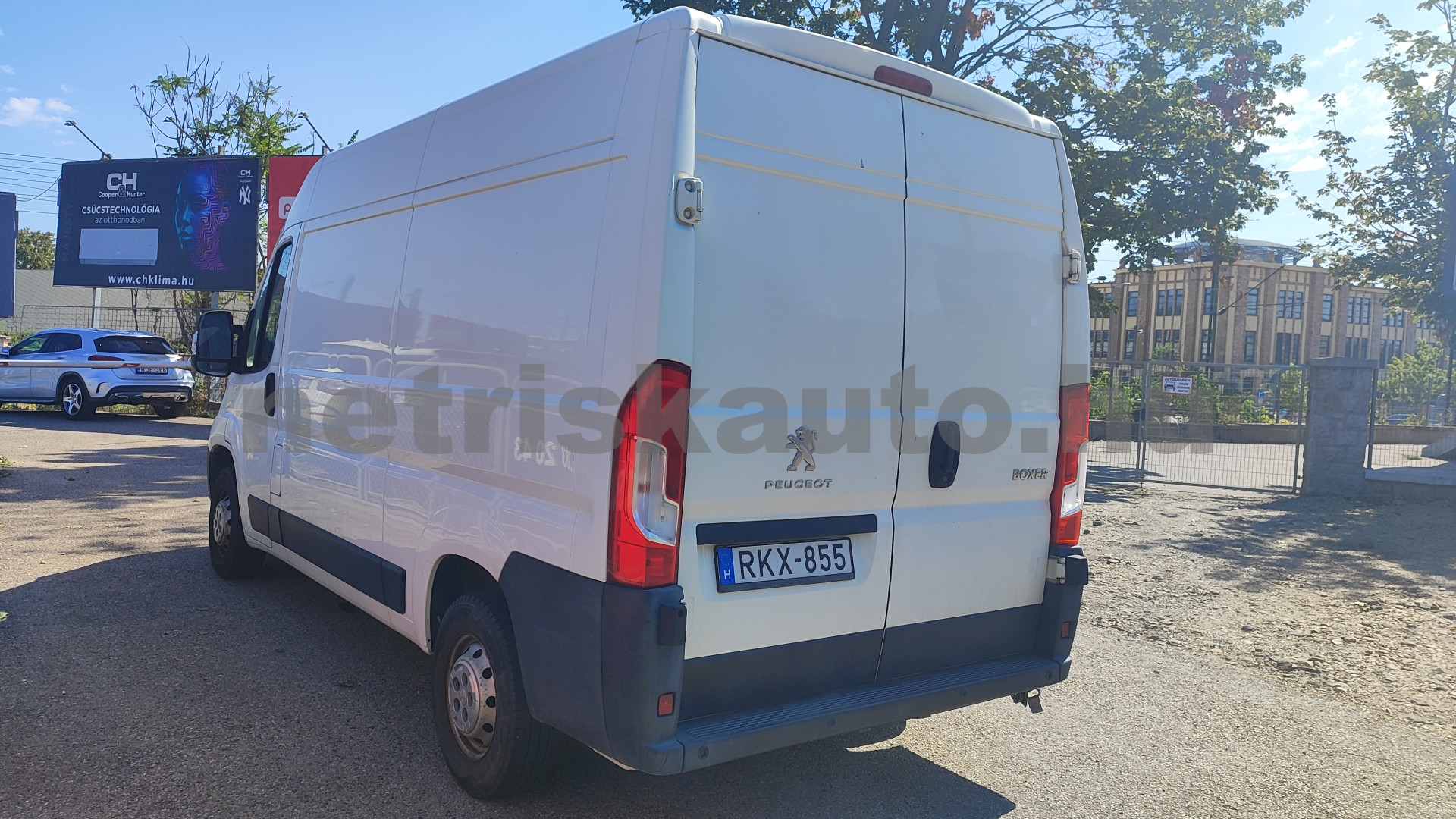 PEUGEOT Boxer 2.0 BHDI 350 FT L2H2 Access E6 tehergépkocsi 3,5t össztömegig - 1997cm3 Diesel 121575 2/12