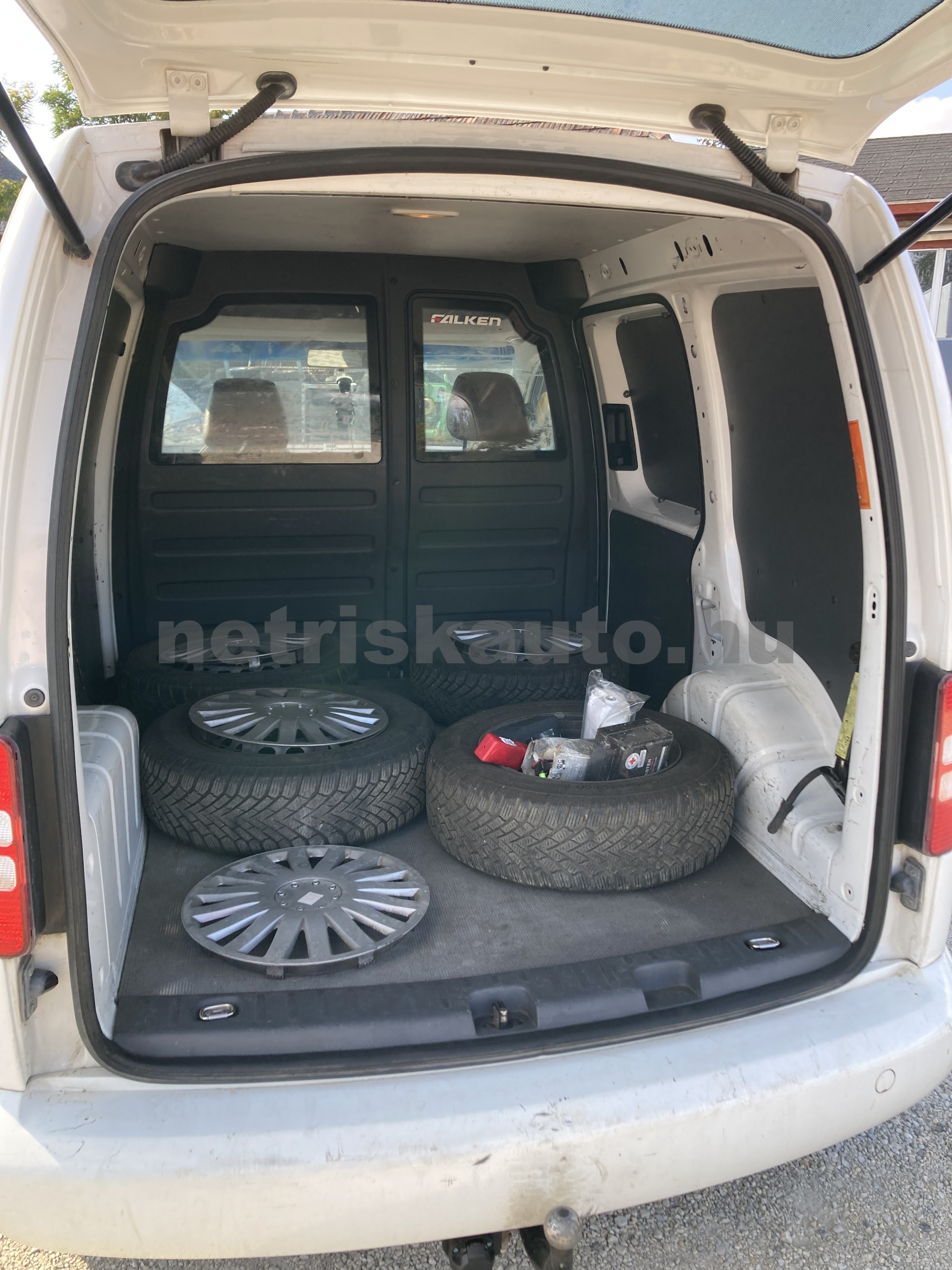 VW Caddy 1.6 CR TDI tehergépkocsi 3,5t össztömegig - 1598cm3 Diesel 121296 6/9