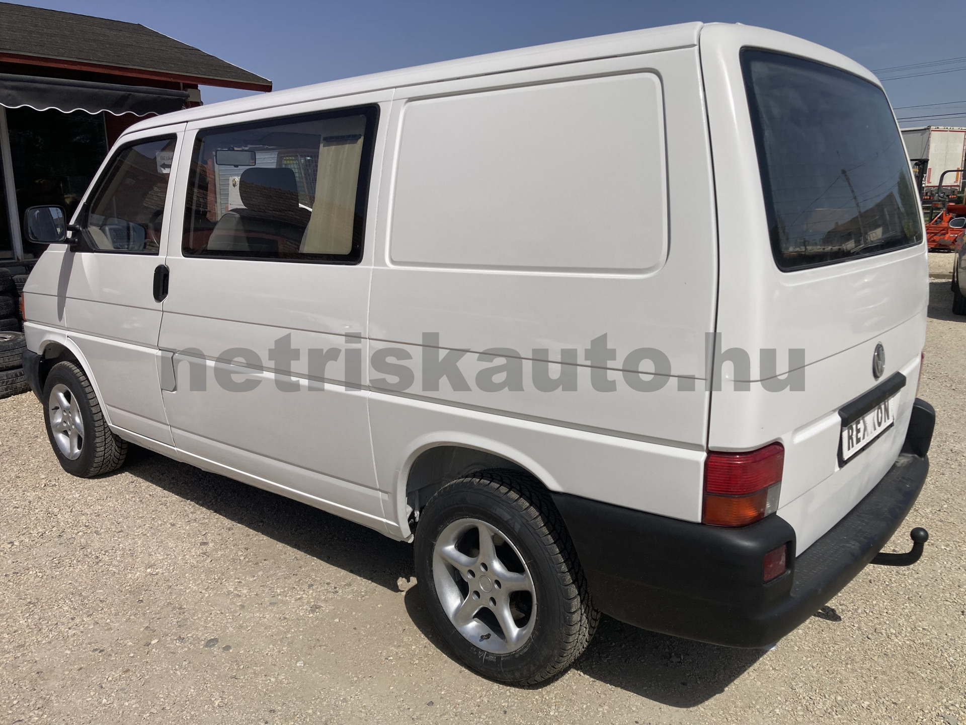 VW Transporter 1.9 Basic Mixto tehergépkocsi 3,5t össztömegig - 1896cm3 Diesel 121555 3/9