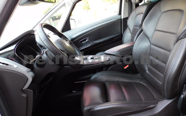 RENAULT Espace 1.6 TCe Init. Paris 4C EDC7 (7 sz.) személygépkocsi - 1618cm3 Benzin 121235 5/12