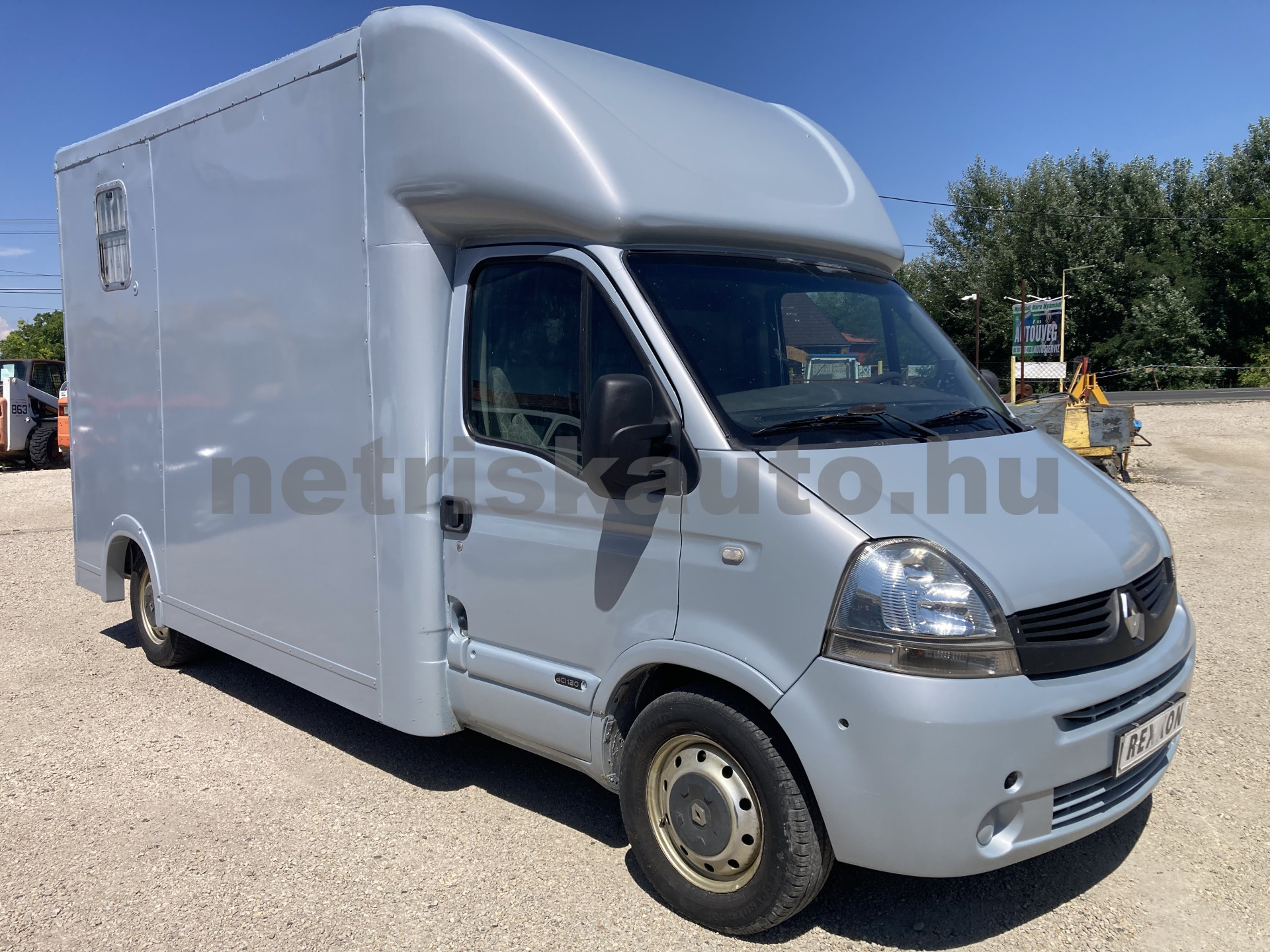 RENAULT Master 2.5 dCi L3H1 tehergépkocsi 3,5t össztömegig - 2463cm3 Diesel 121167 1/12