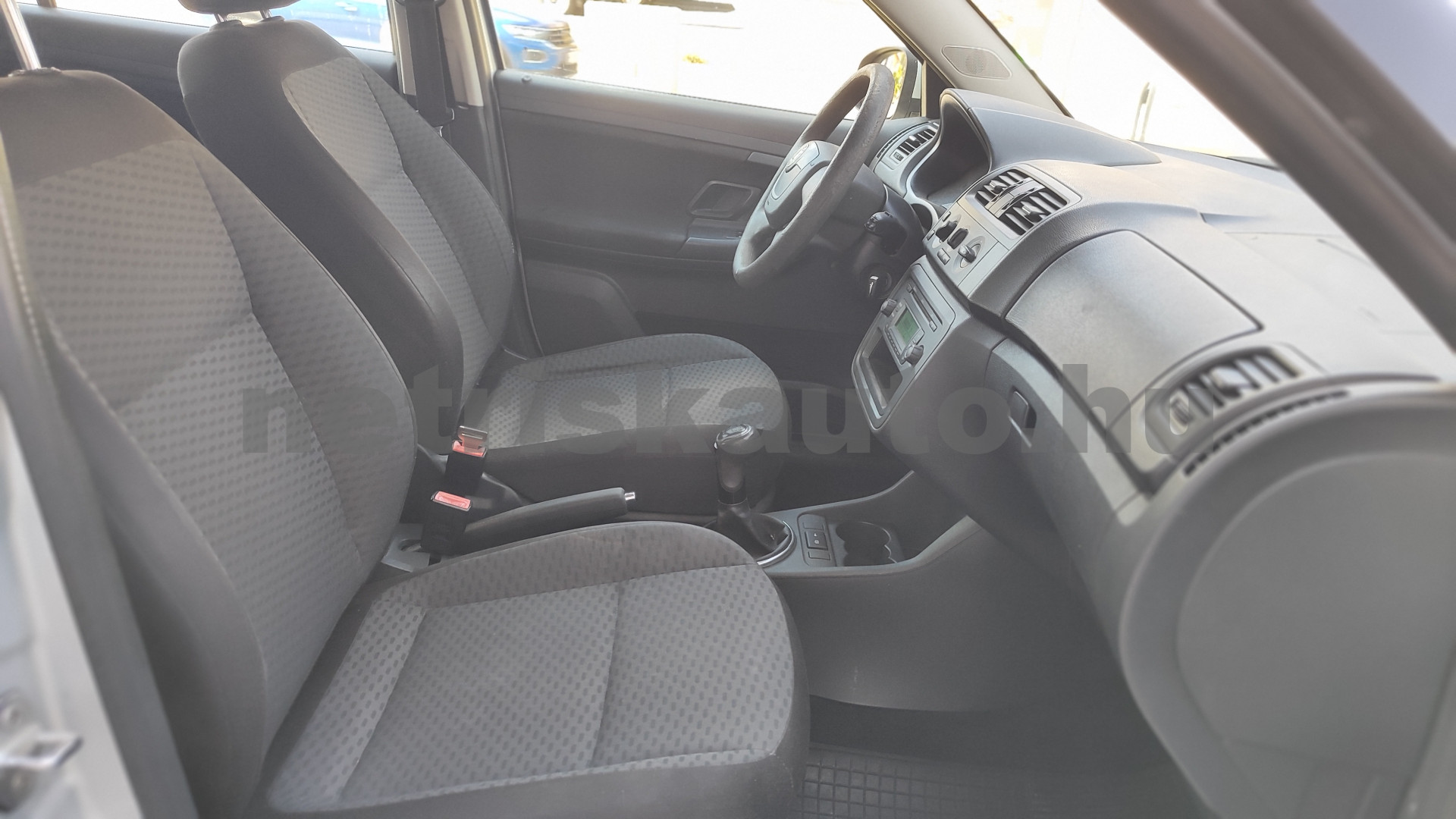 SKODA Fabia 1.2 TSI Ambition személygépkocsi - 1197cm3 Benzin 121566 8/12