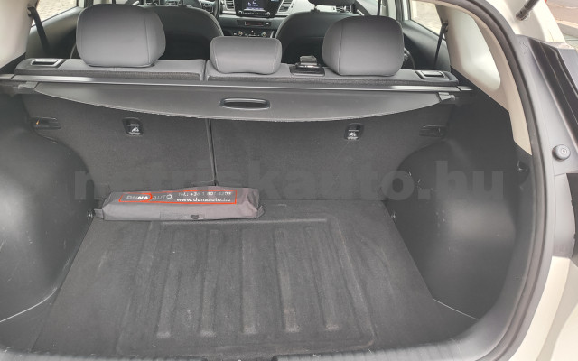 KIA Niro 1.6 GDI LX DCT személygépkocsi - 1580cm3 Hybrid 121487 10/12