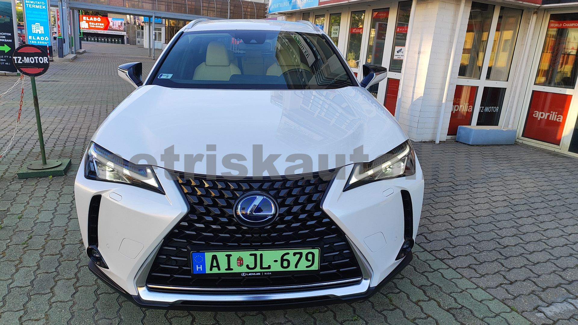 LEXUS UX személygépkocsi - cm3 Kizárólag elektromos 121462 3/12