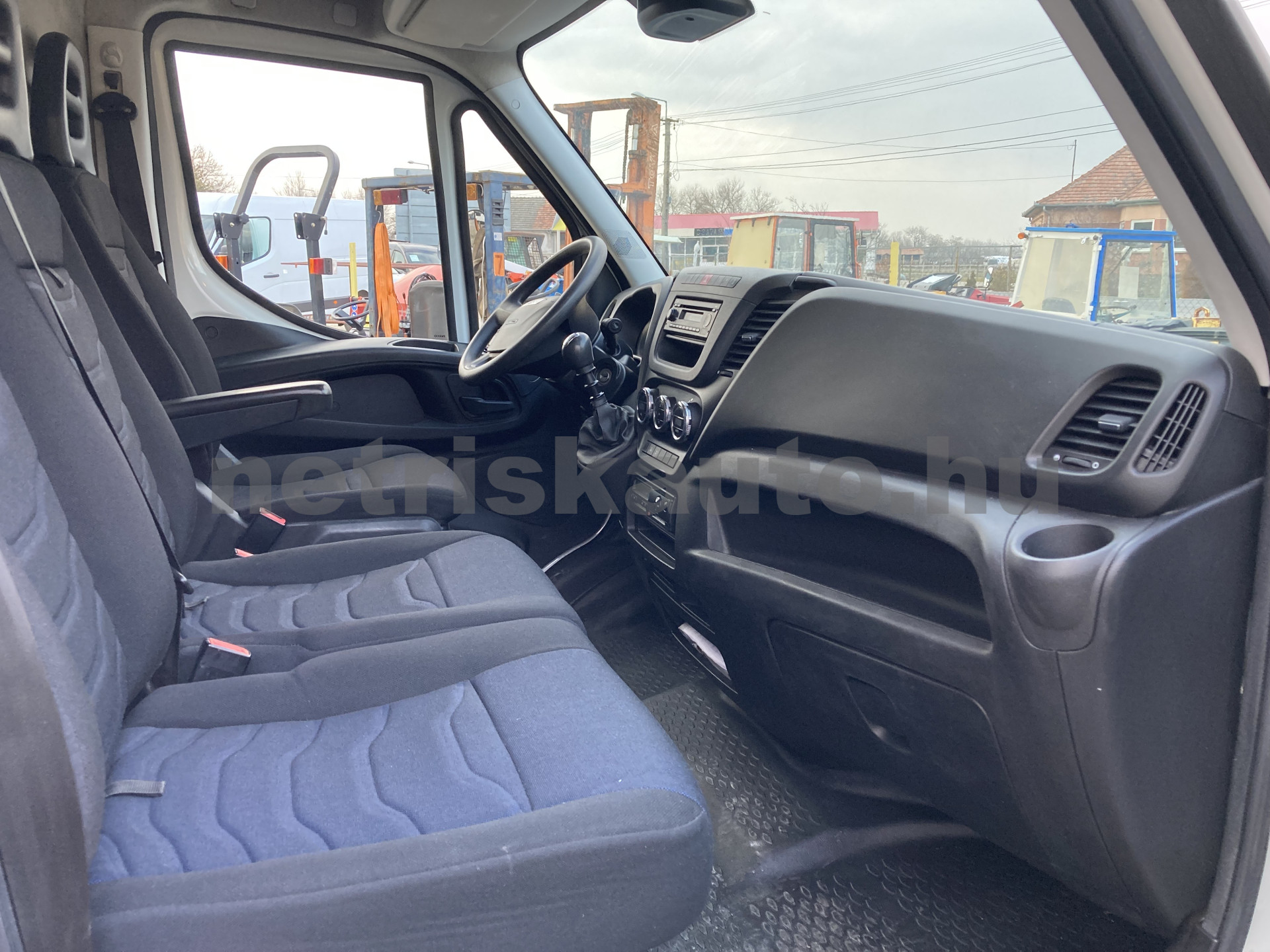 IVECO 35 35 S 15 V 3520 H2 tehergépkocsi 3,5t össztömegig - 2998cm3 Diesel 121065 7/9