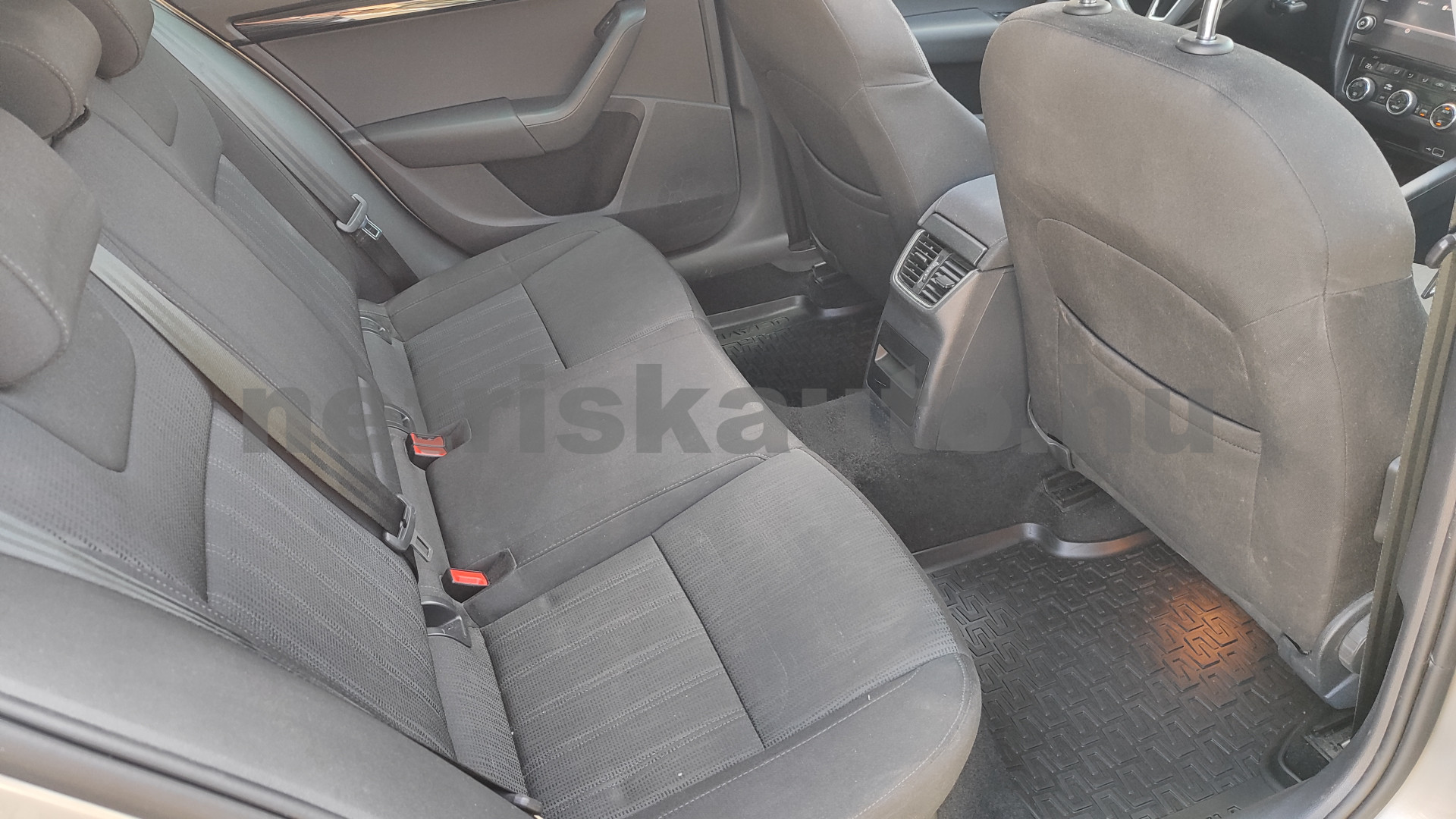 SKODA Octavia 1.4 TSI Style személygépkocsi - 1395cm3 Benzin 121541 11/12